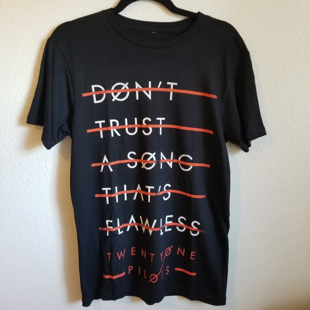 Twenty One Pilots Tee